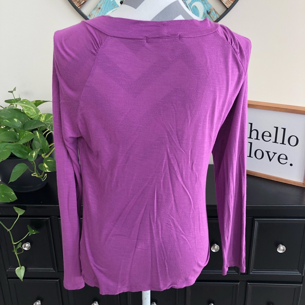 Kenneth Cole Top - Picture 3 of 4